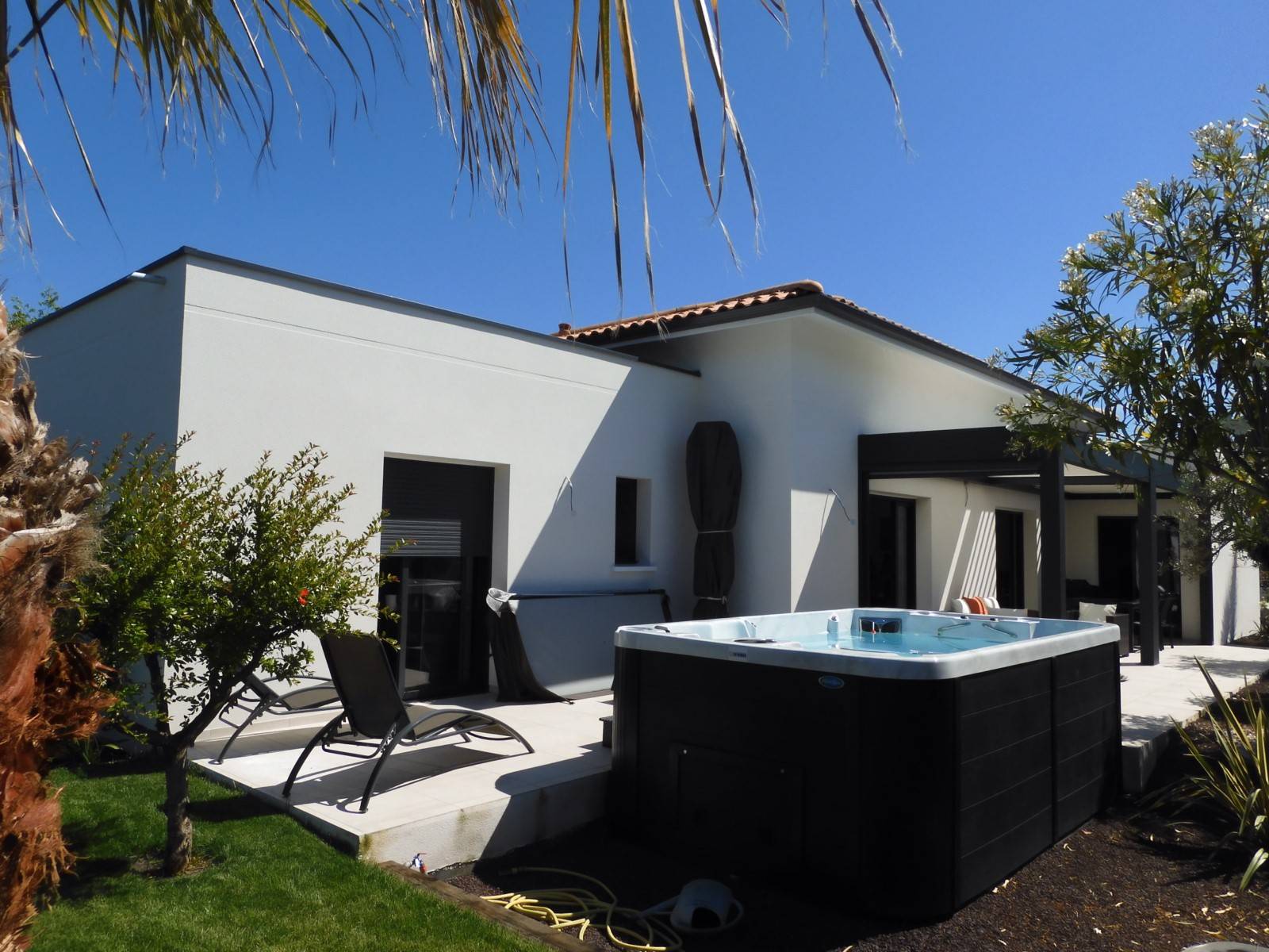 Terrain, Audenge, maison neuve, maison individuelle, construction, constructeur, pavillon, villa, demeure, piscine, viabilisé, viabilisation, Bassin d’Arcachon, Lanton, Andernos, Andernos-les-Bains, Arcachon, Gujan-Mestras, Le Teich, La Teste-de-buch, La