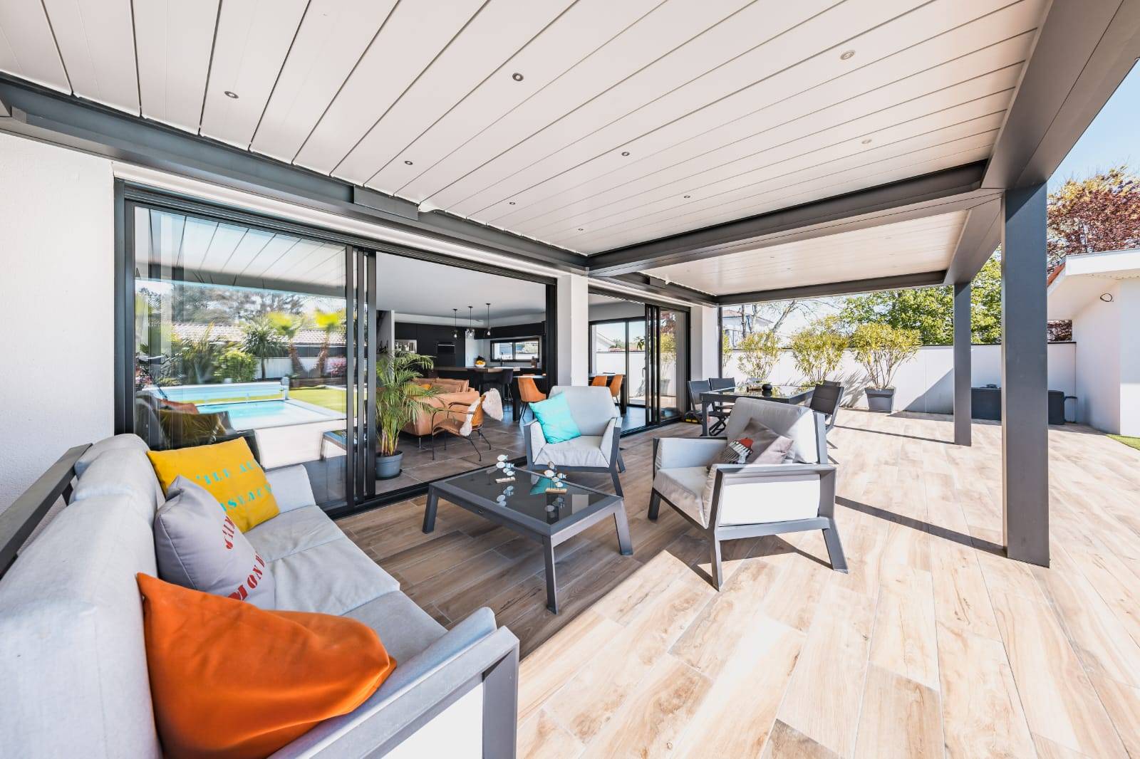 Maison moderne climatisée avec suite parentale, bureau et vaste séjour lumineux à Cazaux 33260 La Teste-de-Buch