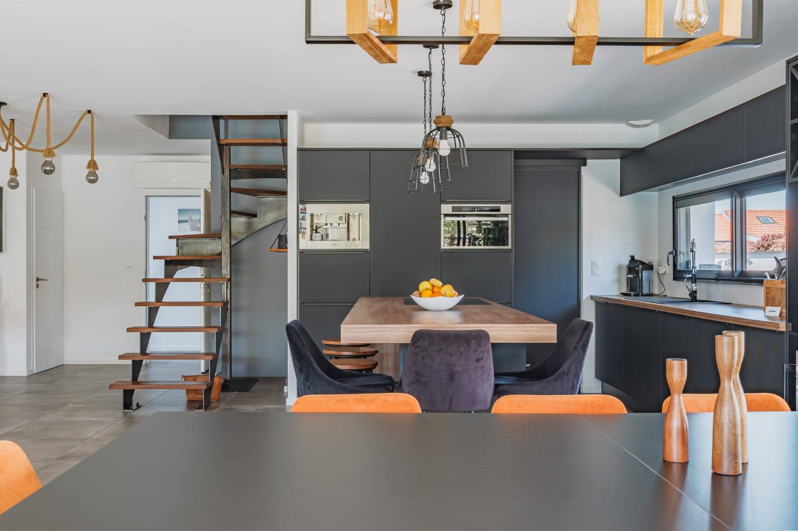 Maison moderne climatisée avec suite parentale, bureau et vaste séjour lumineux à Cazaux 33260 La Teste-de-Buch