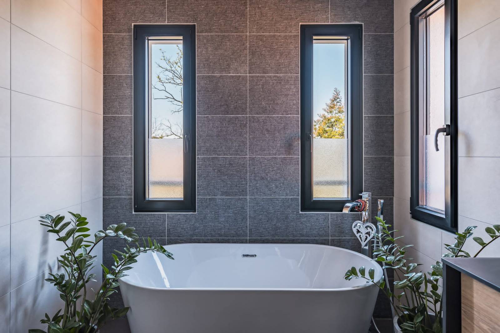 Maison moderne climatisée avec suite parentale, bureau et vaste séjour lumineux à Cazaux 33260 La Teste-de-Buch