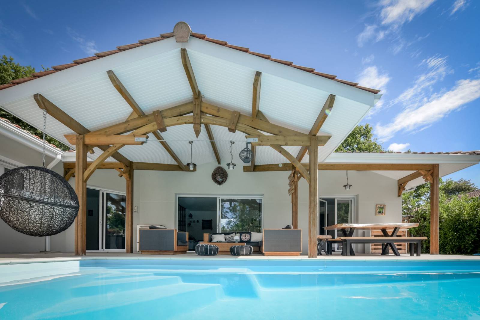 Arcachonnaise construction neuve constructeur RE2020 RT 2012 LES MAS D'ARGUIN maison villa terrasse couverte qualité belle jolie charme moderne personnalisée