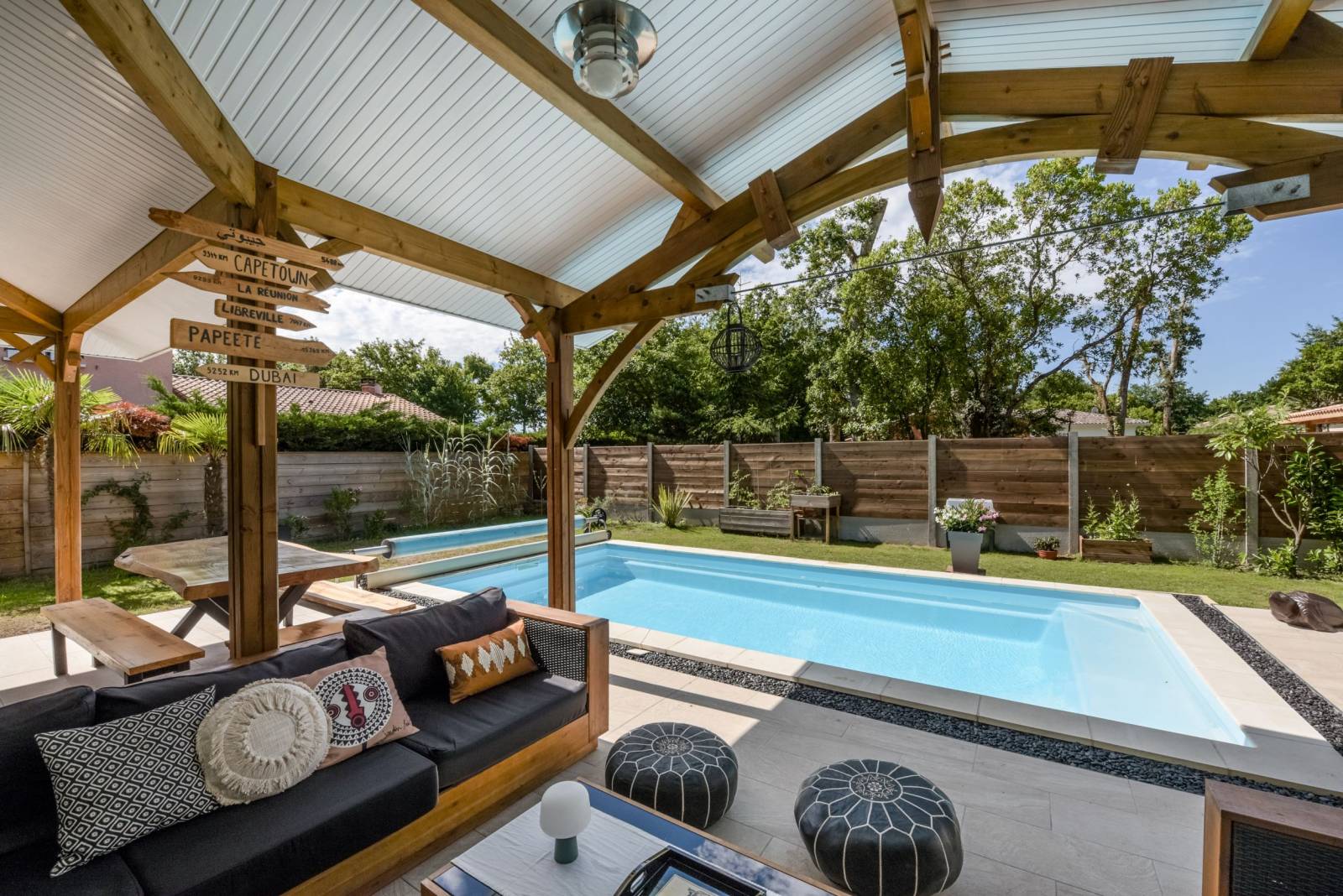 Maison d'inspiration Arcachonnaise avec sa belle terrasse couverte